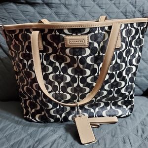 Coach Dream C Park Metro Tote/Shoulder Bag